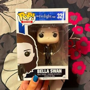 BELLA SWAN TWILIGHT FUNKO POP! #321 NEW IN BOX* *RARE ITEM*
